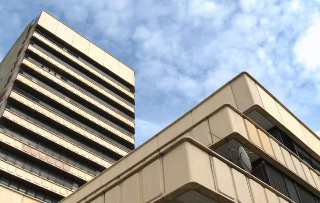 Najsavremeniji aparat za razbijanje kamena u bubregu u KCS